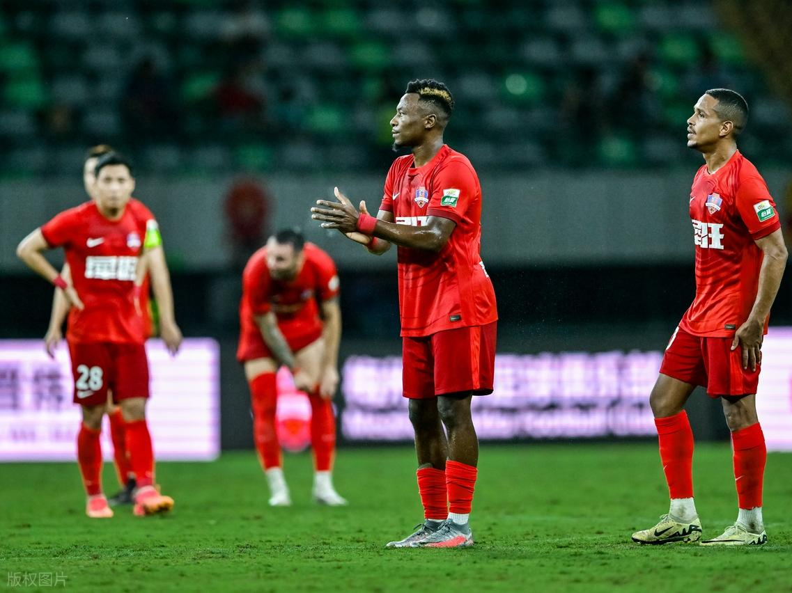 赛地聚焦——德甲窗口期热度飙升；深圳男篮门线救险；更衣室稳定；轮换策略成焦点的简单介绍-开云电竞