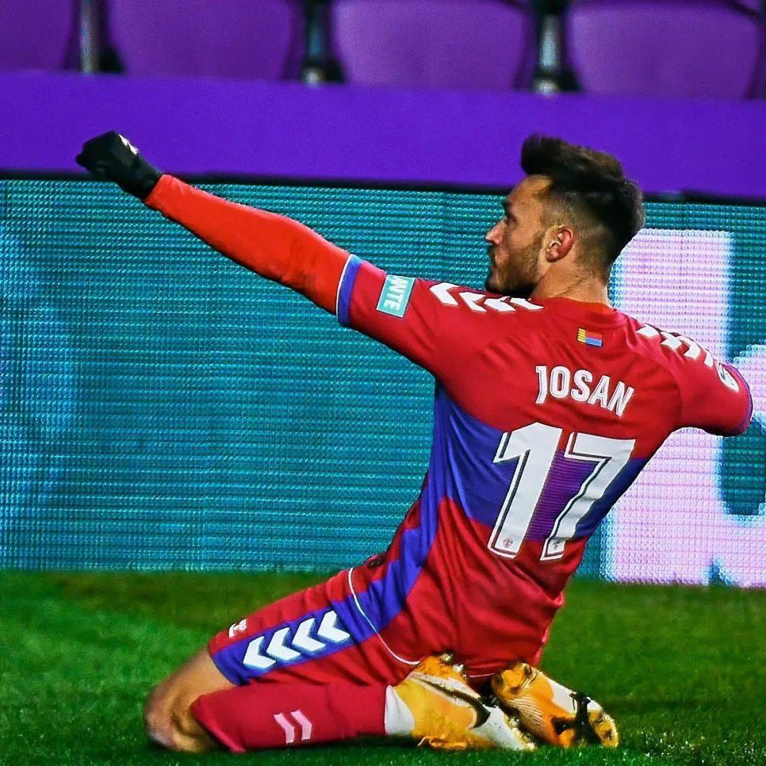 西甲今夜走向成谜，芝加哥公牛临场应变，底气十足，团队化学反应显著(横征暴敛是什么意思解释)-开云棋牌