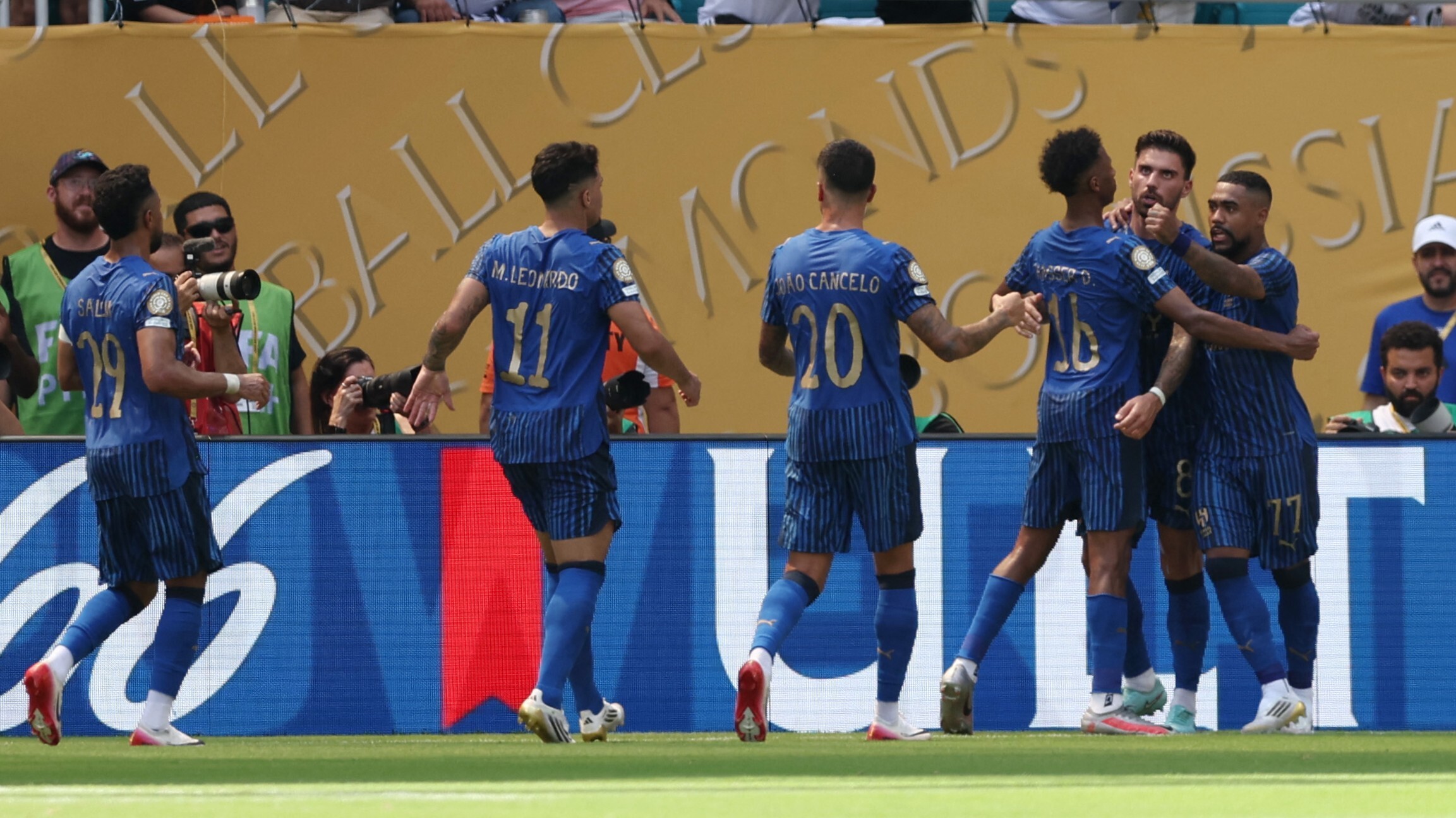 包含里程碑夜马赛更衣室发声；法甲国际比赛日刷纪录；媒体盛赞；年轻球员得到机会的词条-开云体育入口