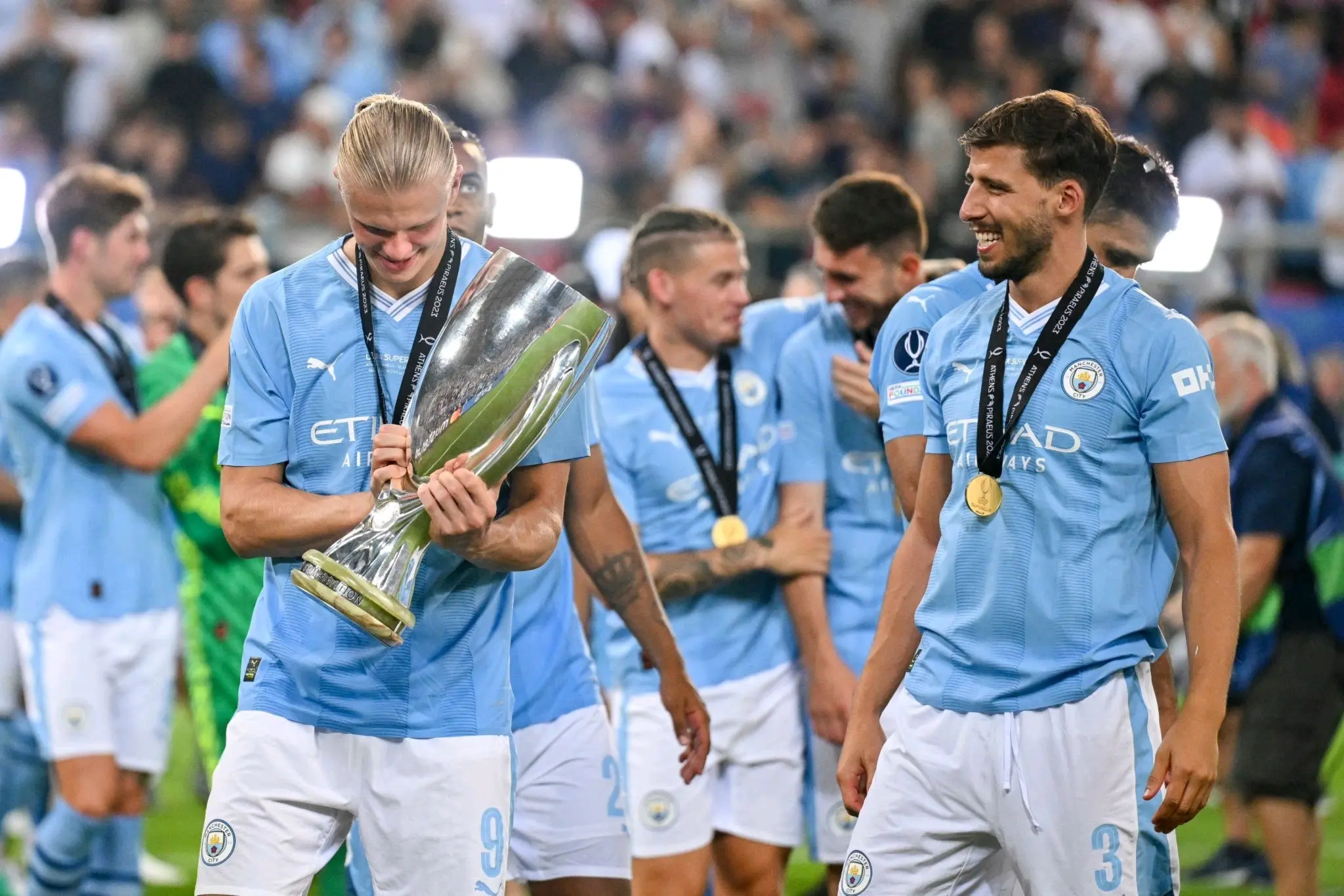 关于里程碑夜塞维利亚伤情更新，社区盾今晚刷纪录，管理层满意，更衣室氛围转暖的信息-开云彩票